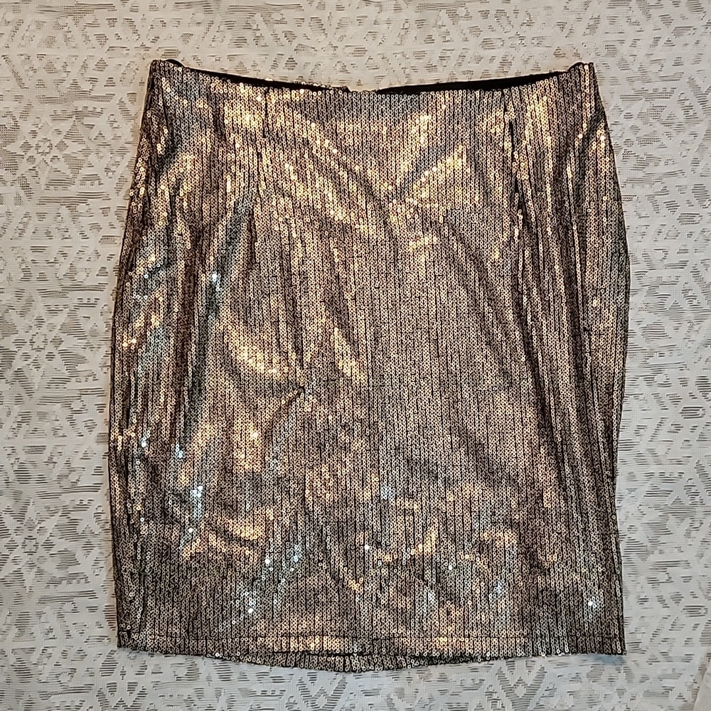 Kardashian Kollection Liquid Gold & Black Sequin Mini Skirt Women's Size Medium